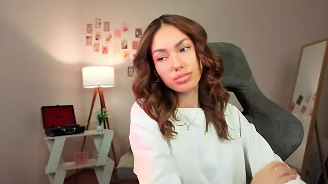 branchwithflowerss online show from 22, 12, 2025