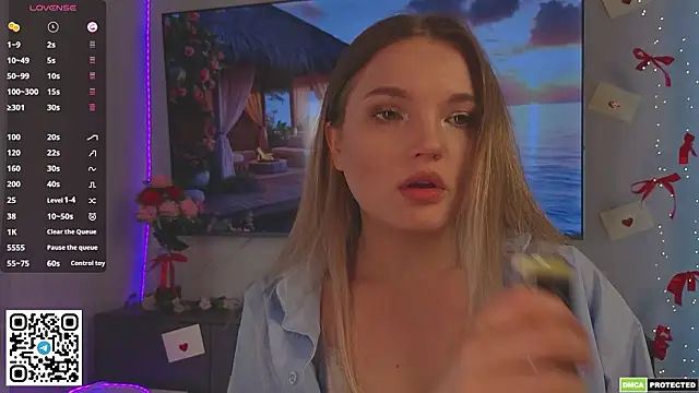 Snapshot of JulieLupo chatting on 26, 3, 2026 JulieLupo online show from 26, 3, 2026