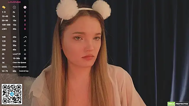 Snapshot of JulieLupo chatting on 27, 3, 2026 JulieLupo online show from 27, 3, 2026