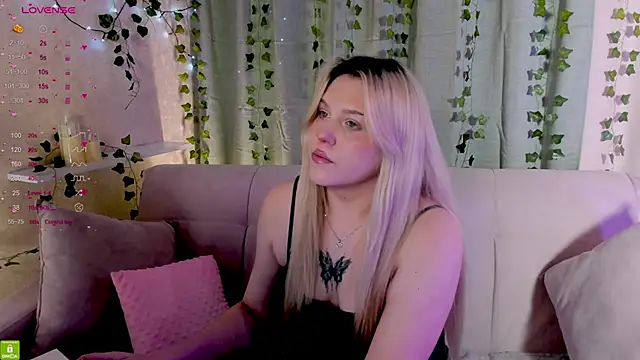 Malisha kiss online show from 1, 4, 2026