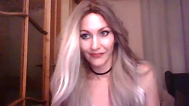 ShyGirlV online show from 8, 1, 2026