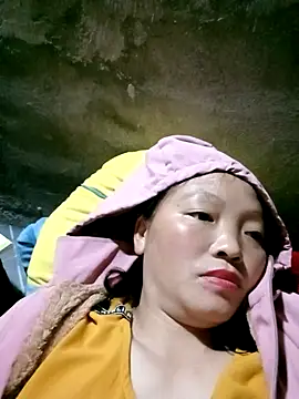 Snapshot of Minkine022 chatting on 28, 10, 2025 Minkine022 online show from 28, 10, 2025