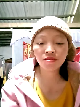 Snapshot of Minkine022 chatting on 29, 10, 2025 Minkine022 online show from 29, 10, 2025