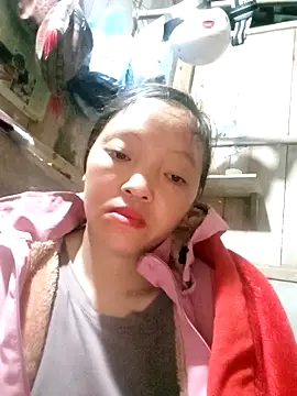 Snapshot of Minkine022 chatting on 31, 10, 2025 Minkine022 online show from 31, 10, 2025