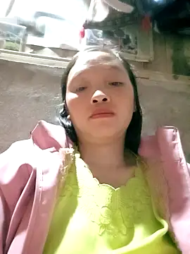 Snapshot of Minkine022 chatting on 5, 11, 2025 Minkine022 online show from 5, 11, 2025