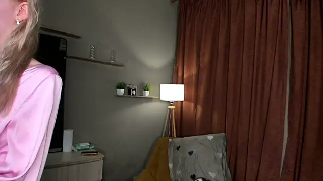 Snapshot of PocketDollX chatting on 14, 6, 2026 PocketDollX online show from 14, 6, 2026