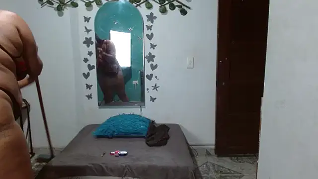 Snapshot of Ebony_luna chatting on 8, 3, 2026 Ebony luna online show from 8, 3, 2026