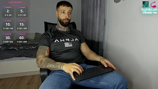 Snapshot of MasculineGuy99 chatting on 18, 11, 2025 MasculineGuy99 online show from 18, 11, 2025