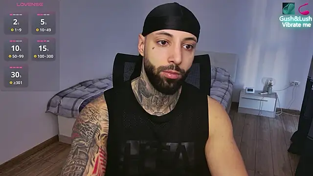 Snapshot of MasculineGuy99 chatting on 15, 12, 2025 MasculineGuy99 online show from 15, 12, 2025