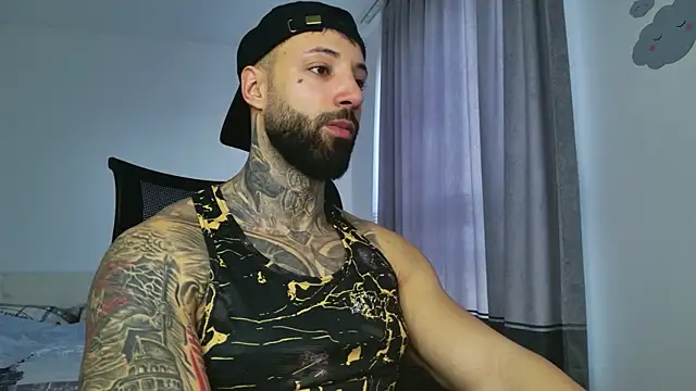 Snapshot of MasculineGuy99 chatting on 16, 12, 2025 MasculineGuy99 online show from 16, 12, 2025