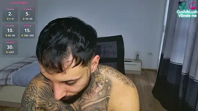 Snapshot of MasculineGuy99 chatting on 18, 12, 2025 MasculineGuy99 online show from 18, 12, 2025