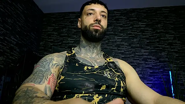 Snapshot of MasculineGuy99 chatting on 6, 5, 2026 MasculineGuy99 online show from 6, 5, 2026