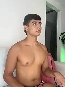 Snapshot of Thiago_Connor21 chatting on 15, 3, 2026 Thiago Connor21 online show from 15, 3, 2026