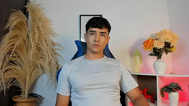 Snapshot of Thiago_Connor21 chatting on 11, 5, 2026 Thiago Connor21 online show from 11, 5, 2026