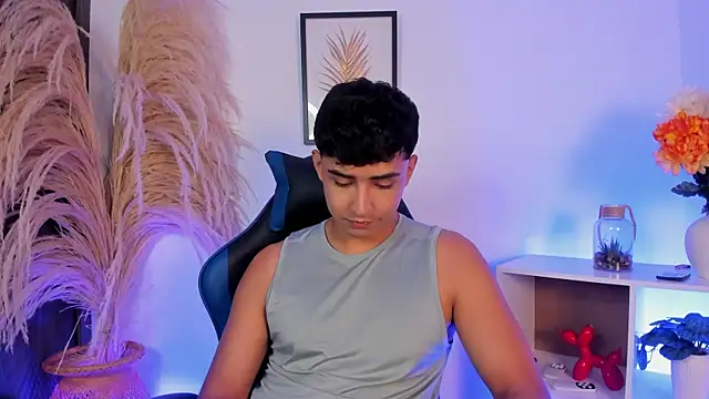 Snapshot of Thiago_Connor21 chatting on 21, 5, 2026 Thiago Connor21 online show from 21, 5, 2026