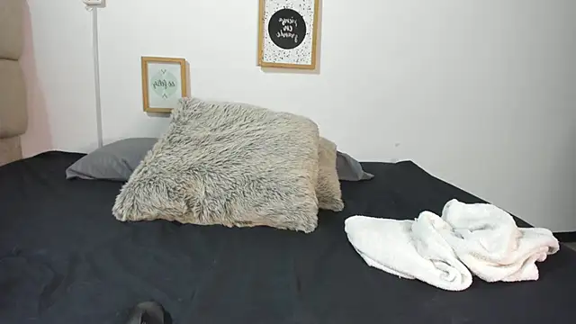 Snapshot of Latin_Pleasures chatting on 16, 12, 2025 Latin Pleasures online show from 16, 12, 2025