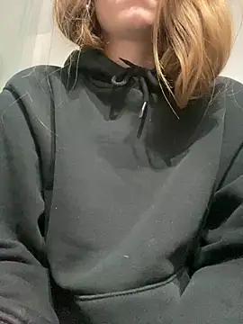 Snapshot of pleasedontpressaredburton chatting on 21, 2, 2026 pleasedontpressaredburton online show from 21, 2, 2026