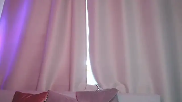 SophieDiamond Xx online show from 12, 10, 2025