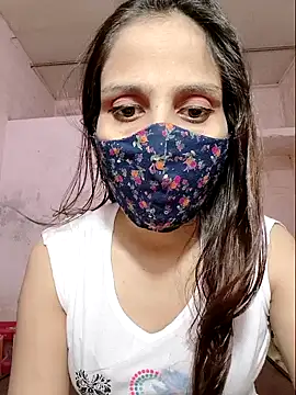 DIVINEDIVAA online show from 10, 10, 2025