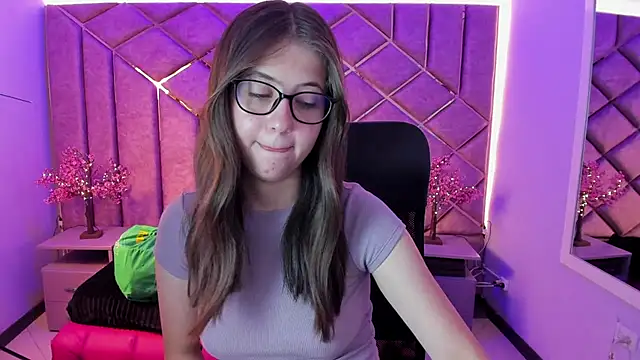 sarah sweett  online show from 24, 6, 2026