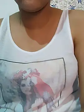 Snapshot of Rihame07 chatting on 16, 11, 2025 Rihame07 online show from 16, 11, 2025