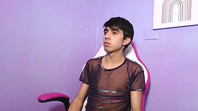 Hottie Guy online show from 16, 12, 2025