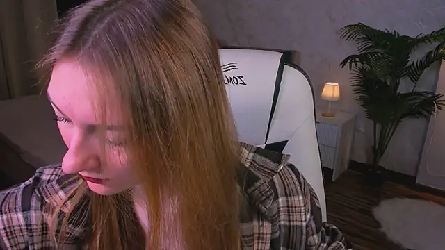 Snapshot of AngelAnabelle chatting on 16, 10, 2025 AngelAnabelle online show from 16, 10, 2025