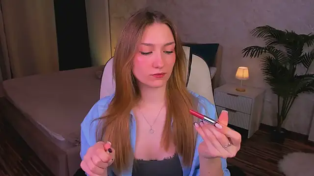 Snapshot of AngelAnabelle chatting on 25, 10, 2025 AngelAnabelle online show from 25, 10, 2025