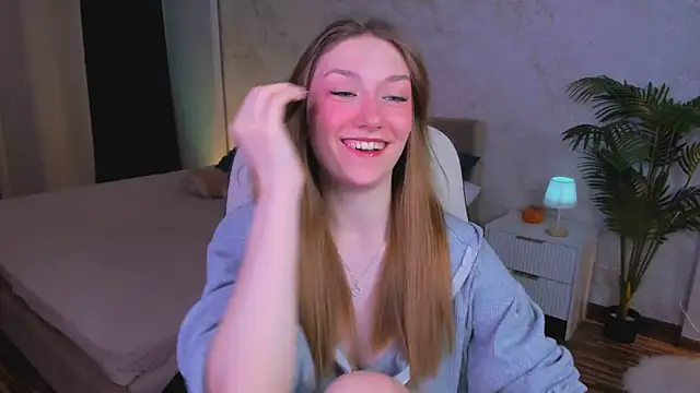 Snapshot of AngelAnabelle chatting on 15, 11, 2025 AngelAnabelle online show from 15, 11, 2025