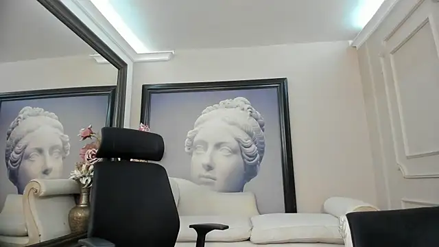 Snapshot of ElianKeiser chatting on 17, 10, 2025 ElianKeiser online show from 17, 10, 2025