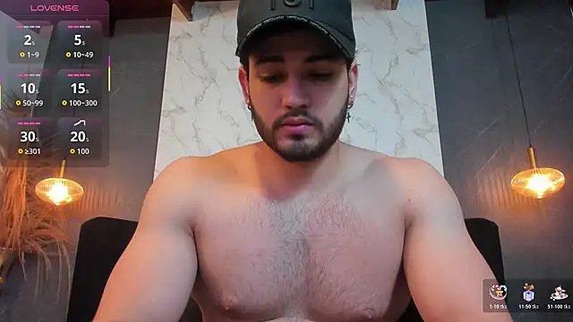 Snapshot of ElianKeiser chatting on 5, 12, 2025 ElianKeiser online show from 5, 12, 2025