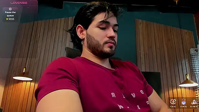 Snapshot of ElianKeiser chatting on 15, 12, 2025 ElianKeiser online show from 15, 12, 2025