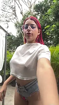 Snapshot of ArieliciousXXX chatting on 30, 10, 2025 ArieliciousXXX online show from 30, 10, 2025