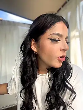 Snapshot of ArieliciousXXX chatting on 7, 3, 2026 ArieliciousXXX online show from 7, 3, 2026