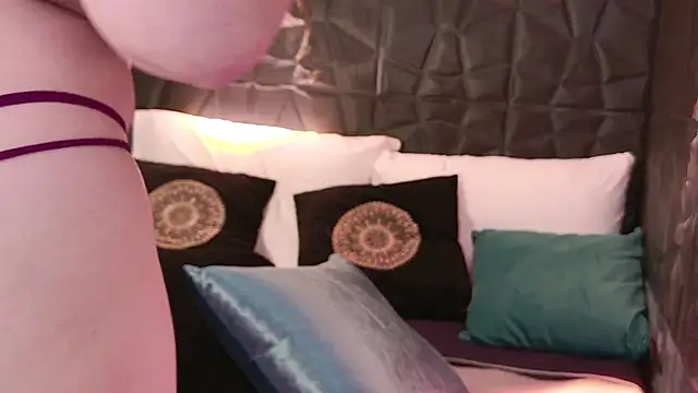 Snapshot of Hurrem99 chatting on 10, 10, 2025 Hurrem99 online show from 10, 10, 2025