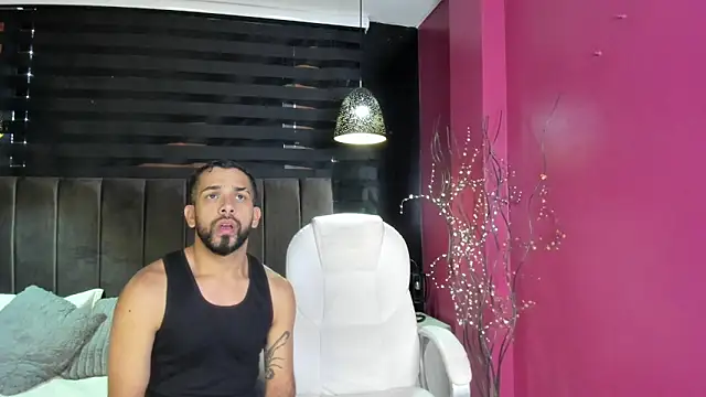 Snapshot of Lobo_sex21 chatting on 11, 10, 2025 Lobo sex21 online show from 11, 10, 2025