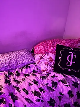 Snapshot of ThiccAndThick chatting on 6, 1, 2026 ThiccAndThick online show from 6, 1, 2026