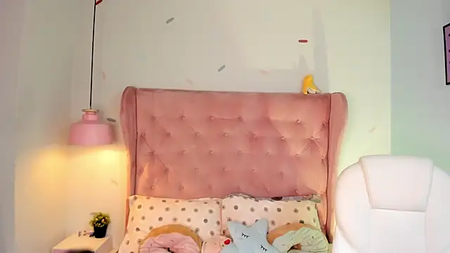 Snapshot of Vanelope_evanss chatting on 15, 11, 2025 Vanelope evanss online show from 15, 11, 2025