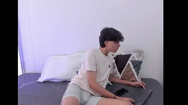 luccas ferreira online show from 22, 4, 2026