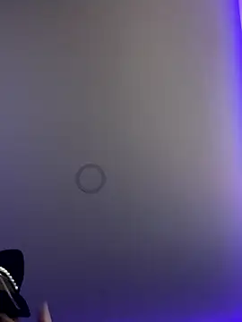 Snapshot of Hotlatinpussy chatting on 17, 10, 2025 Hotlatinpussy online show from 17, 10, 2025