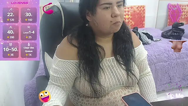 Snapshot of chuby_pau chatting on 12, 11, 2025 chuby pau online show from 12, 11, 2025