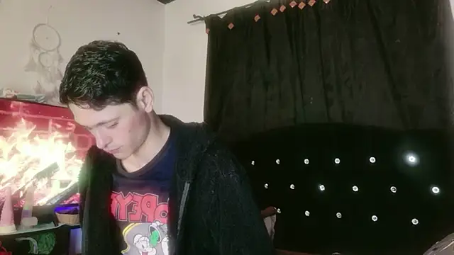 Snapshot of Tyler_cat chatting on 15, 11, 2025 Tyler cat online show from 15, 11, 2025