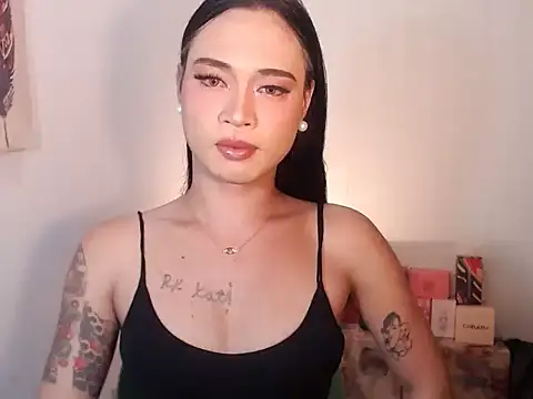 TSsexy LOVERxxxx online show from 15, 5, 2026