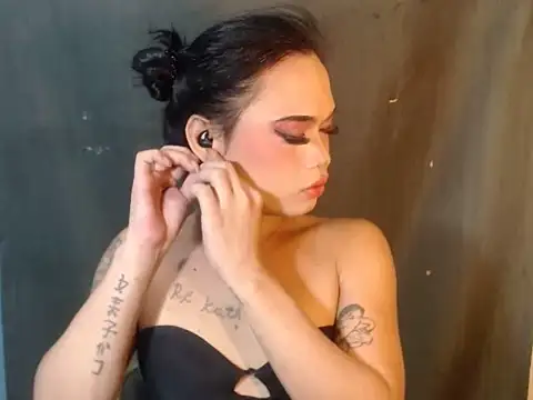 TSsexy LOVERxxxx online show from 24, 7, 2026