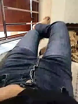 Lili 2love online show from 11, 11, 2025