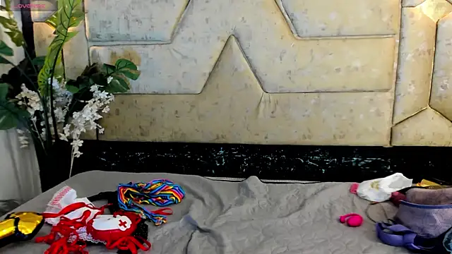 Julieta Slav3 online show from 14, 5, 2026