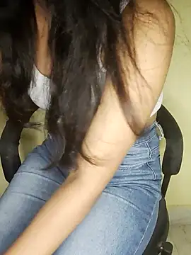 Snapshot of Nimrat_Singh45 chatting on 2, 10, 2025 Nimrat Singh45 online show from 2, 10, 2025
