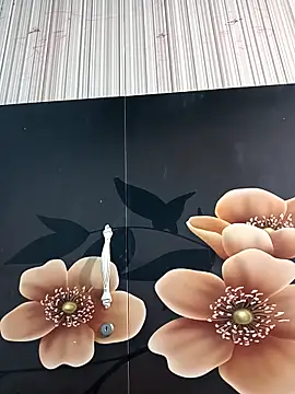 Snapshot of tulip-bae chatting on 6, 10, 2025 tulip-bae online show from 6, 10, 2025