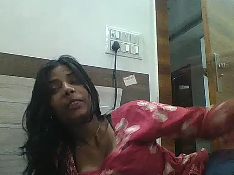 zoya your online show from 4, 4, 2026