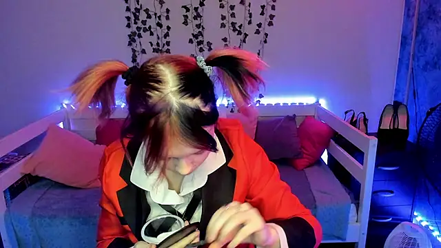 shy elina01 online show from 4, 12, 2025